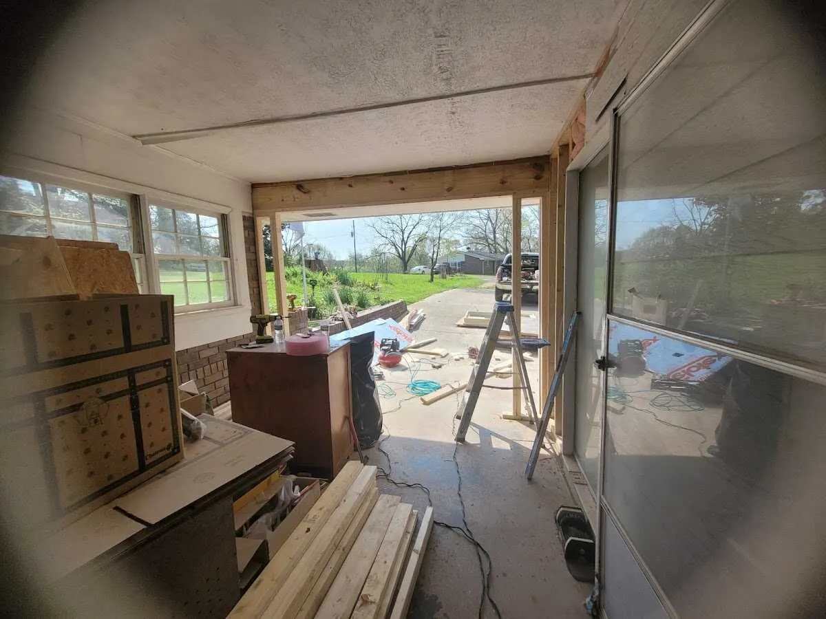 Air movers and dehumidifier for Drying & Dehumidification in Ellicott City